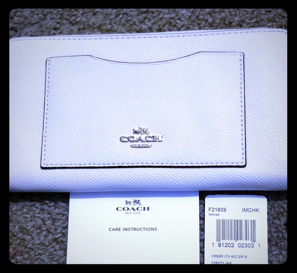 NWT💯 COACH Wallet
